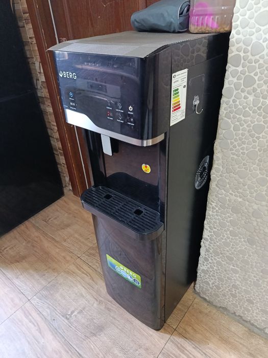 Продам кулер для воды