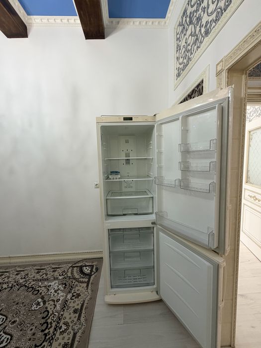 Холодильник продам