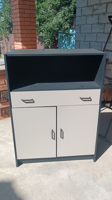 Продам шкаф и тумбу