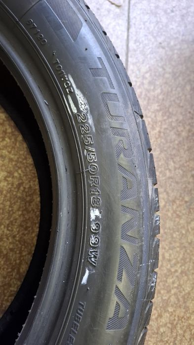 2бр летни гуми Bridgestone 225 50 18