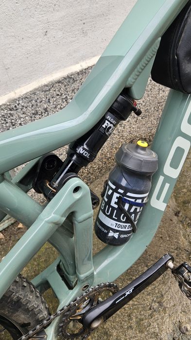 Продавам планински велосипед Focus Thron 6.9