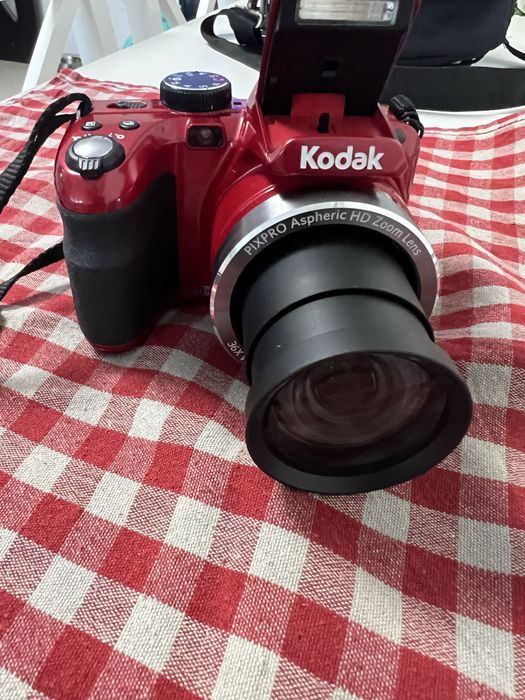 Aparat Kodak PIXPRO AZ362 NOU!!