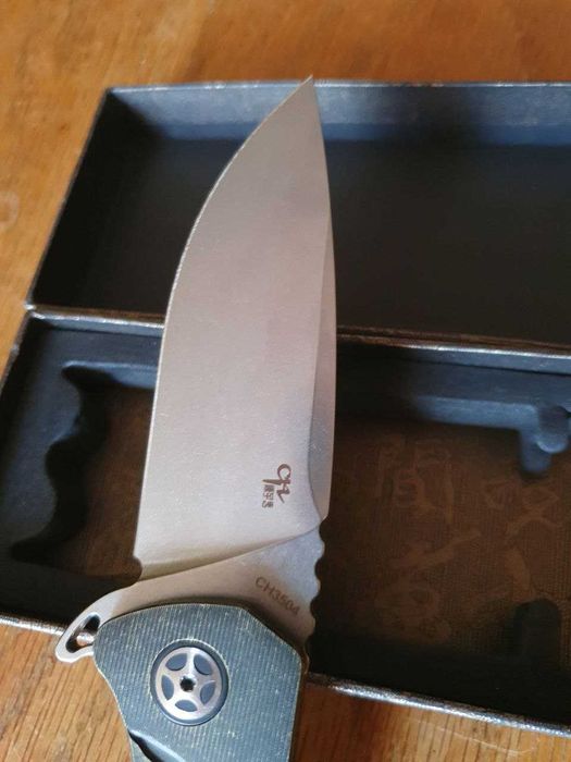 Нож CH CH3504 с титаниева дръжка и острие S35VN