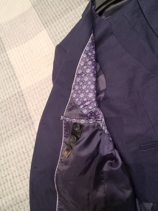 Тёмный синий костюм турецкий