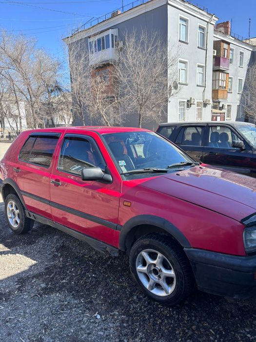 Продам машину Фольксваген гольф 3
Продаётся Volkswa