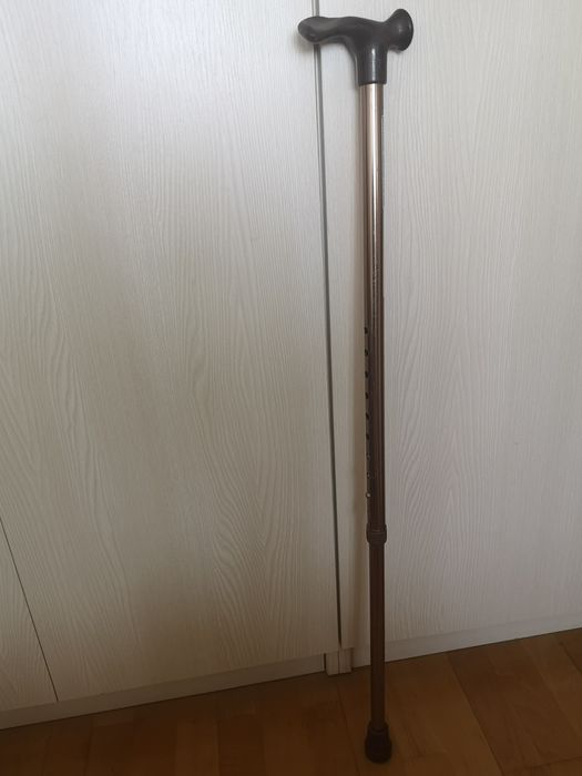 Baston reglabil din aluminiu omologat