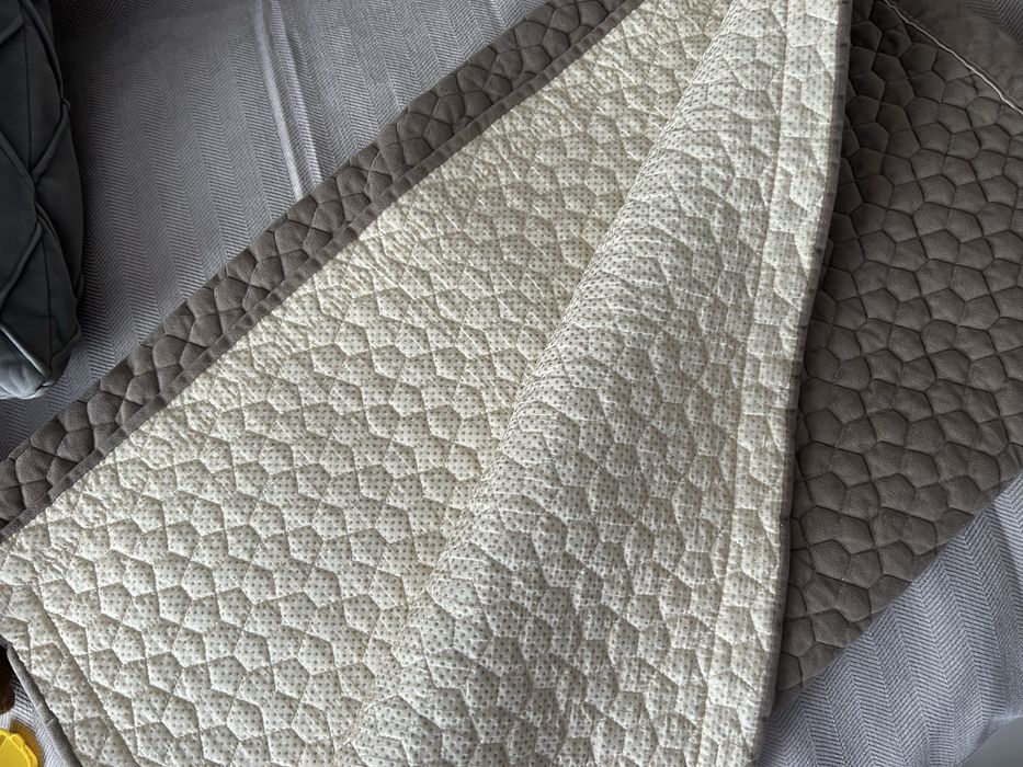 Продам дивантек коричневого цвета