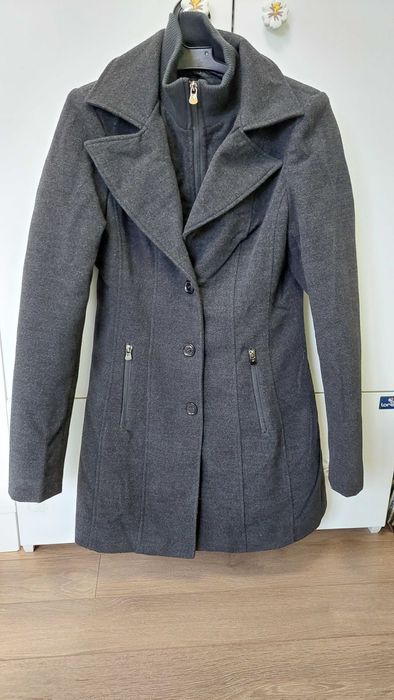 Дамско зимно палто с подвижна подплата