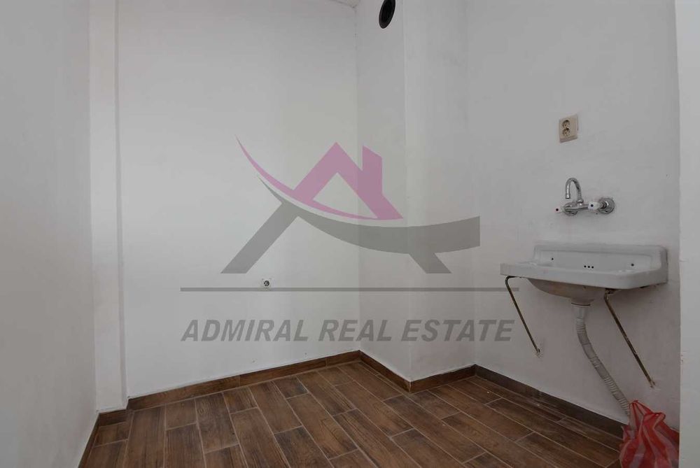 Продава се Тристаен апартамент в Варна, Цветен квартал - 85 кв.м за 1706 €/кв.м - Снимка #4