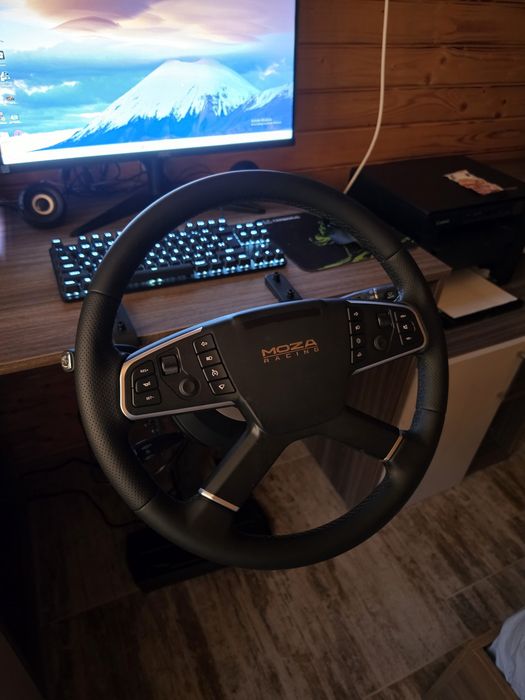Moza Trucking Волан Педали и Пера за мигачи, чистачки и т.н.