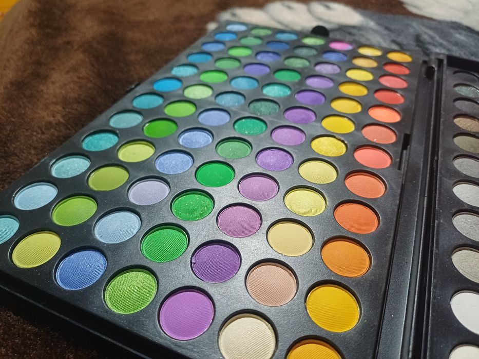 Голяма палитра сенки