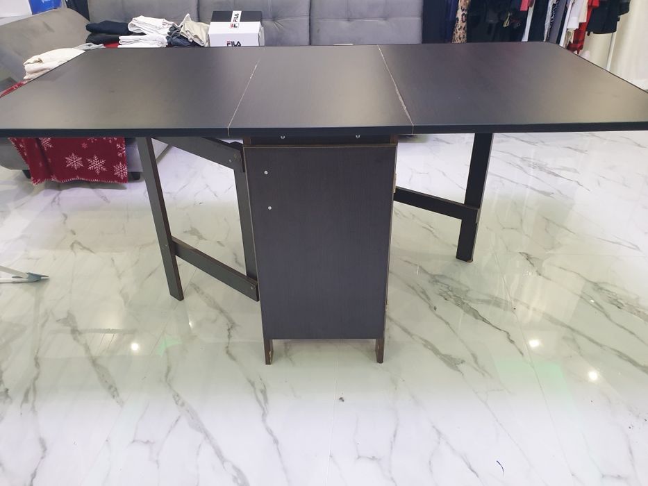 Vând masa extensibila