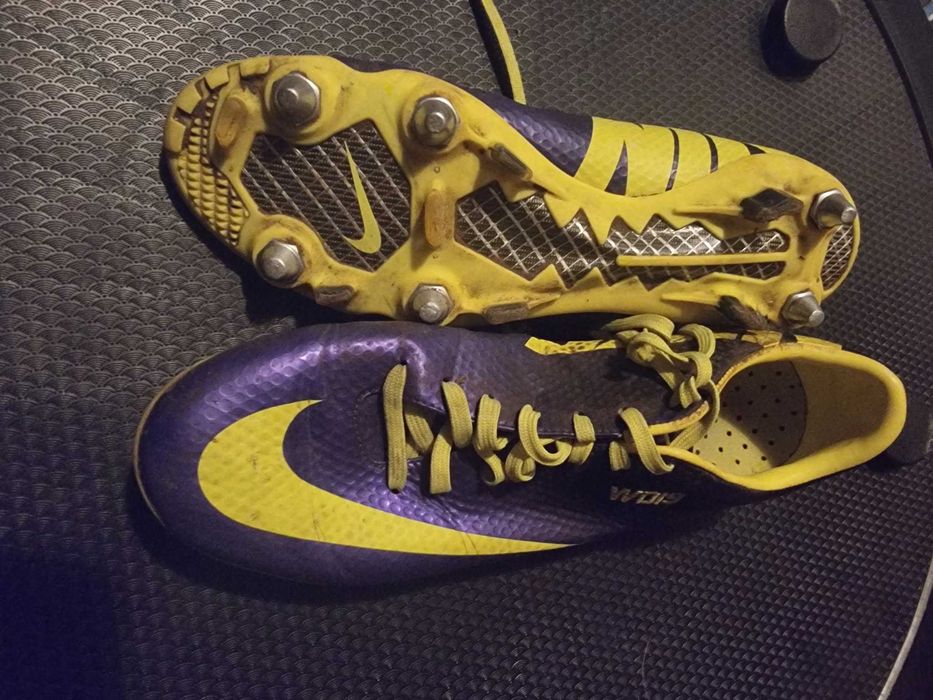 Nike mercurial N39 Лилави Бутонки