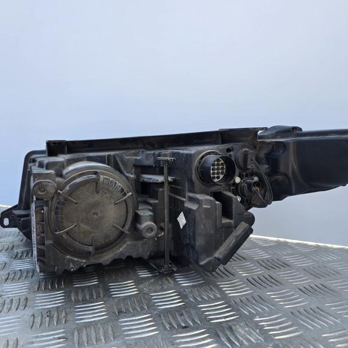 Far dreapta XENON Land Rover Range Rover Evoque