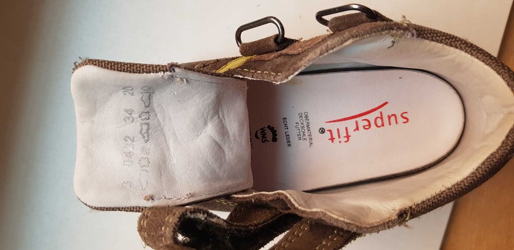 Бебешки обувки от естествена кожа. 20 номер