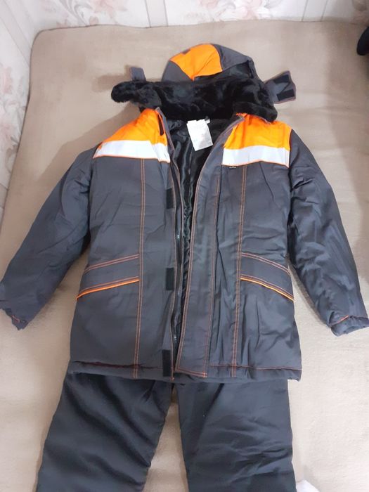 Продам костюм зимний спецодежда