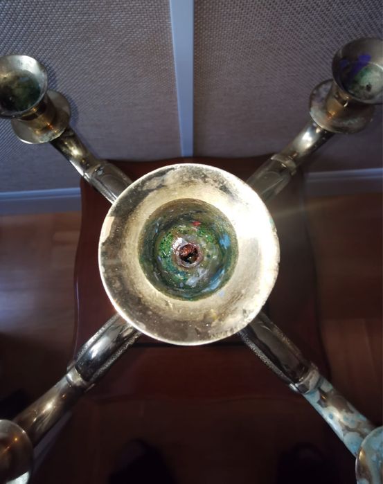 Антикварен бронзов свещник петица масивен тежък позлатен