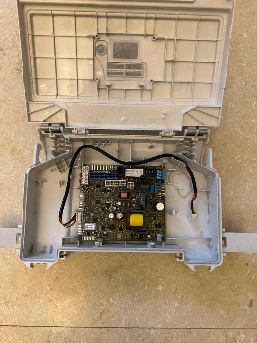 Placa de baza  centrala termica in condensare Vaillant Ecotec Pure VUW 286/7-2 26.1 kW