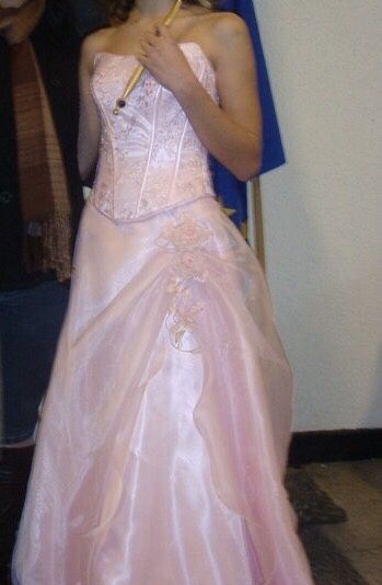 Официална рокля