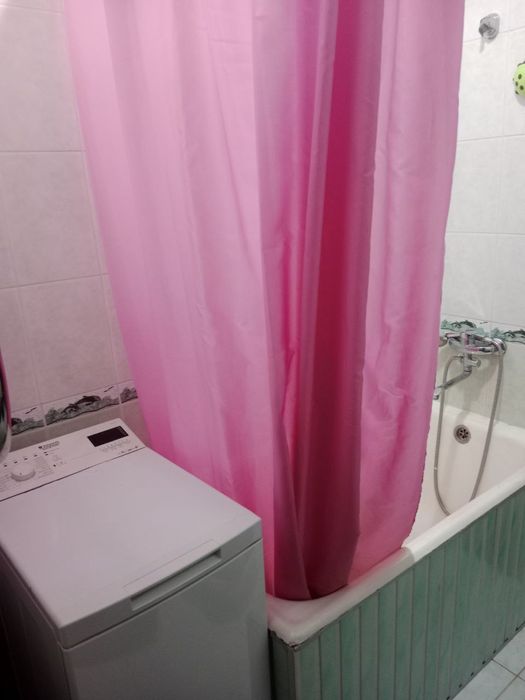 Qizlarga arenda  kvartira bor