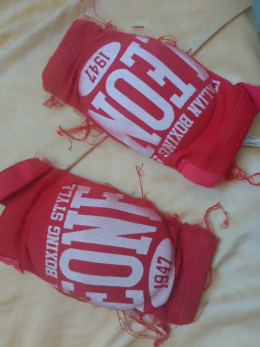 Vând echipament mma