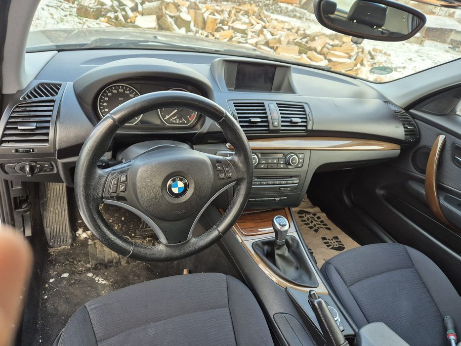 Bmw seria 1  118 i 2010