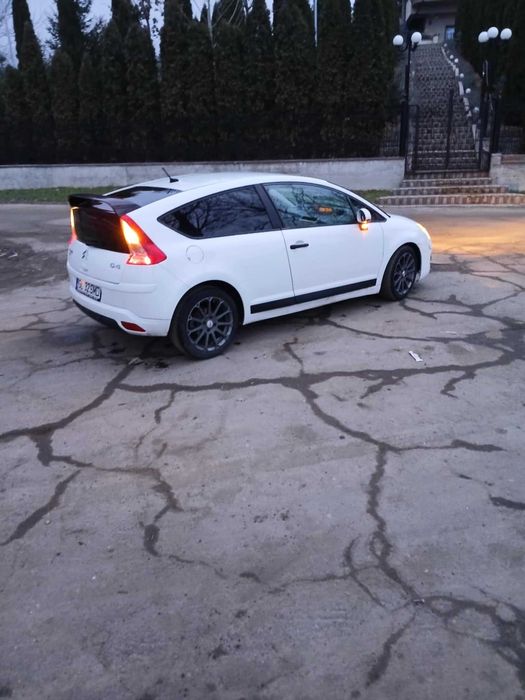 Vând  Citroen C4
