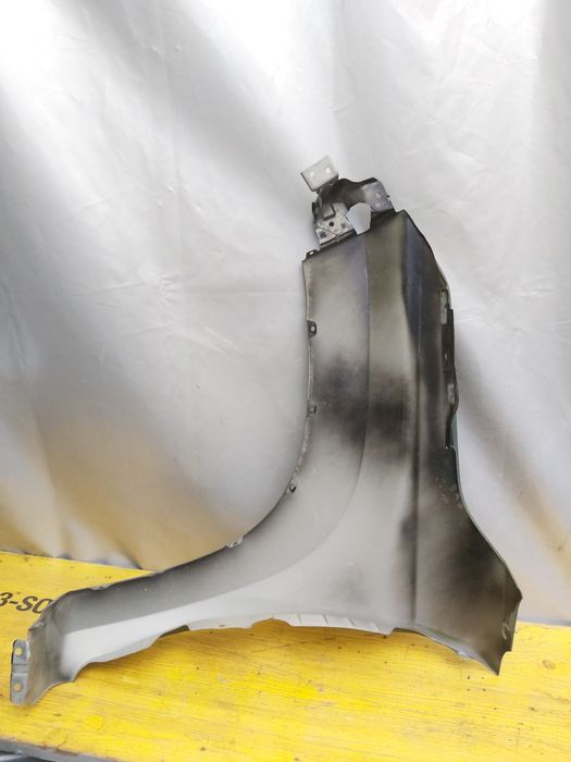 Калник Mitsubishi Fender 2019/22г