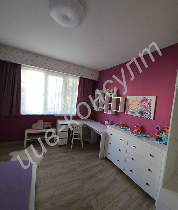 Продава се Тристаен апартамент в Велико Търново, Център - 70 кв.м за 1558 €/кв.м - Снимка #9