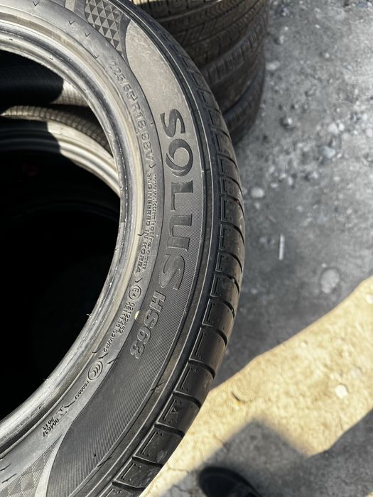 R18 Kumho Kareski 225/55/18