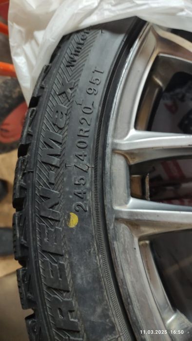 Продам диски Титан с резиной