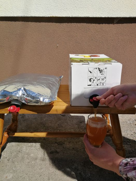 Suc de mere 100% natural