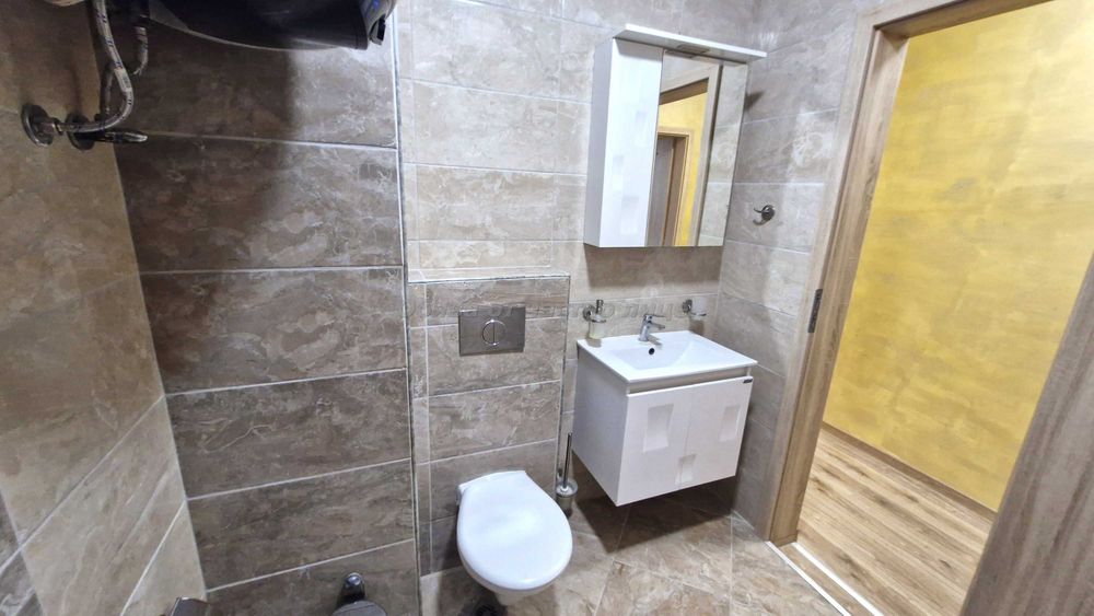 Продава се Двустаен апартамент в Пловдив, Въстанически - 72 кв.м за 2070 €/кв.м - Снимка #5