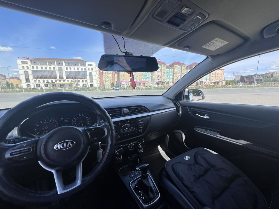 Продам kia Rio X-line 2020