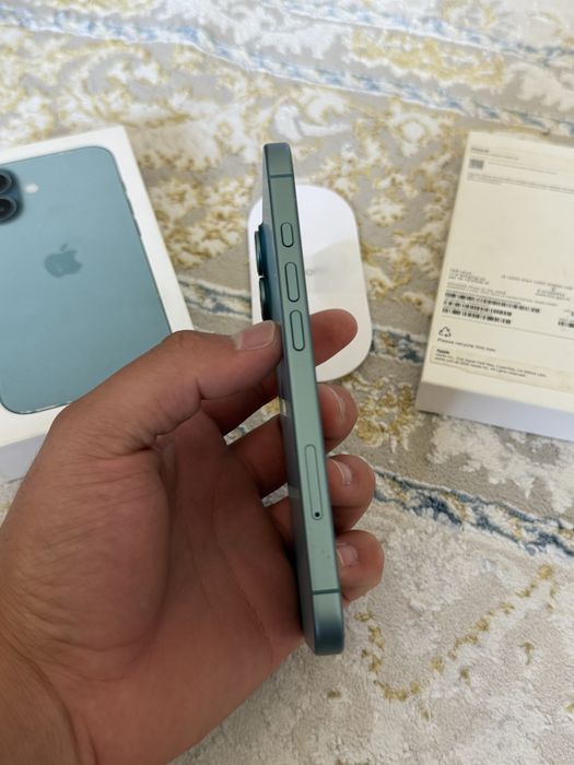 Айфон iPhone 16 256GB 90%
