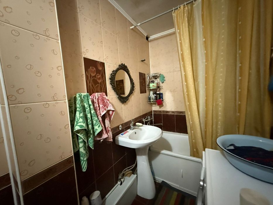 Продам 2хком квартиру район Океана.