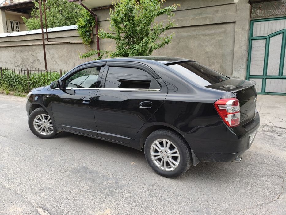 Coblt srochna sotiladi