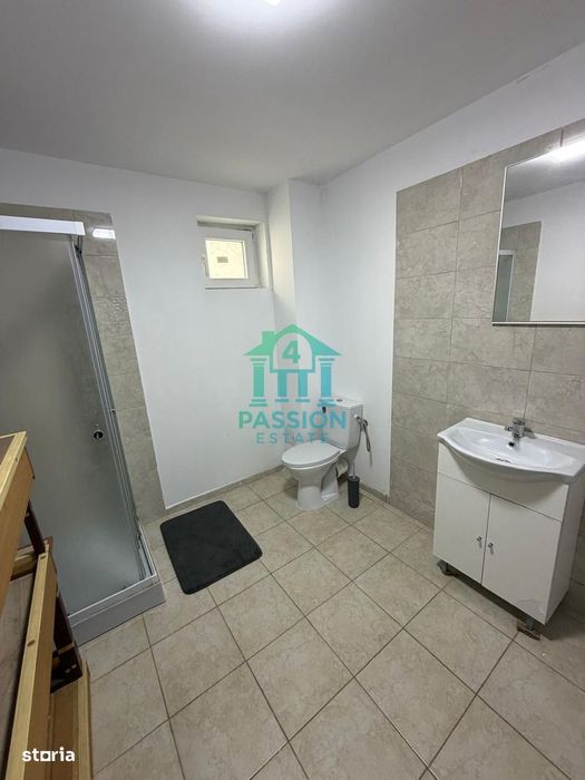Casa / Vila cu 5 Camere, Tarlungeni, Strada Izvorului