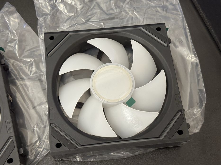 Pachet de 3 - Ventilator PC AsiaHorse DAWN 120mm Daisy Chain PWM