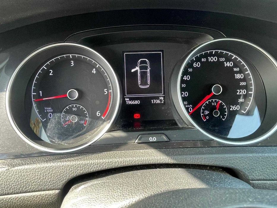 Vând Golf 7  1.6 TDI 2017 Facelift