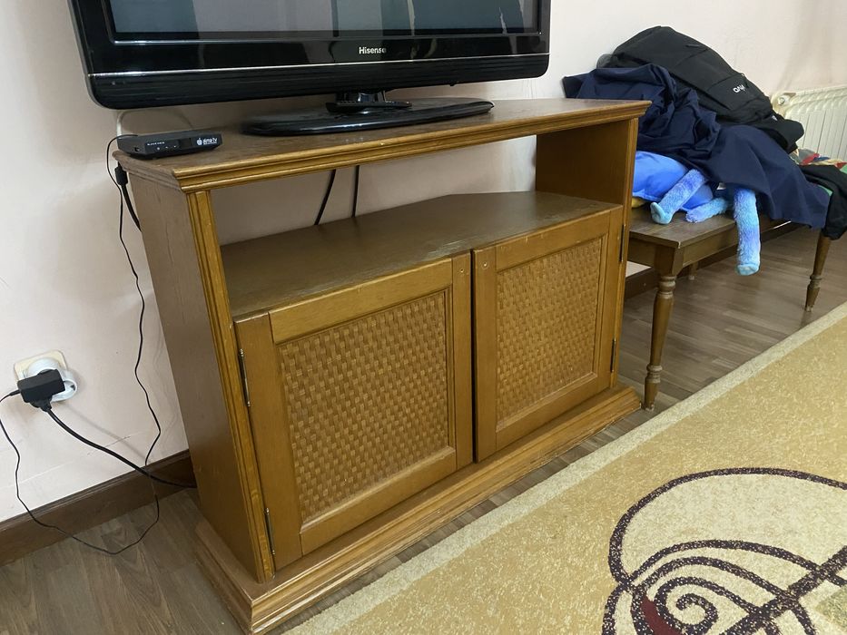 Тумбочка под телевизор