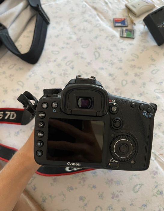 Canon eos 7d obiectiv 13-135mm