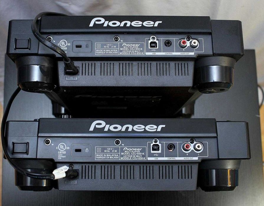 2 x DJ Player Pioneer CDJ 850K