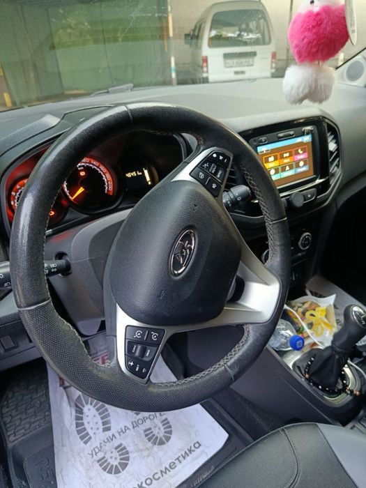 Lada Xray Cross 2020