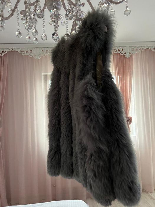 Vand vesta blana gri