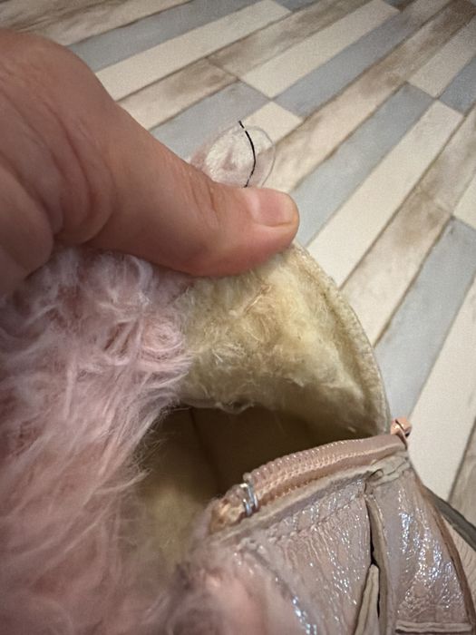 Продам зимние сапоги для девочек