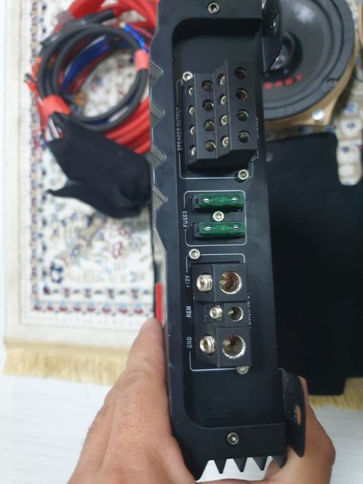 Продам усилитель плюс провада