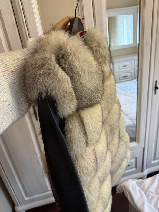 Елек с естествен косъм