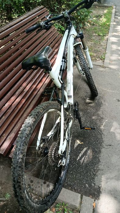 Bicicleta full suspension Scott Spark 50