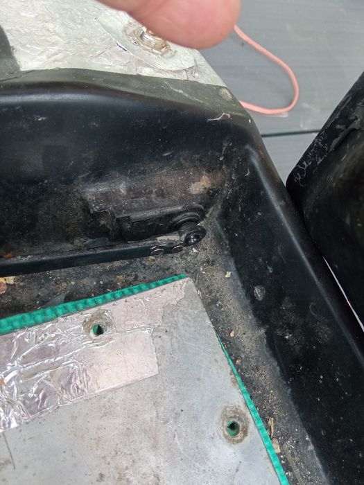 Продавам двигател .за лодка